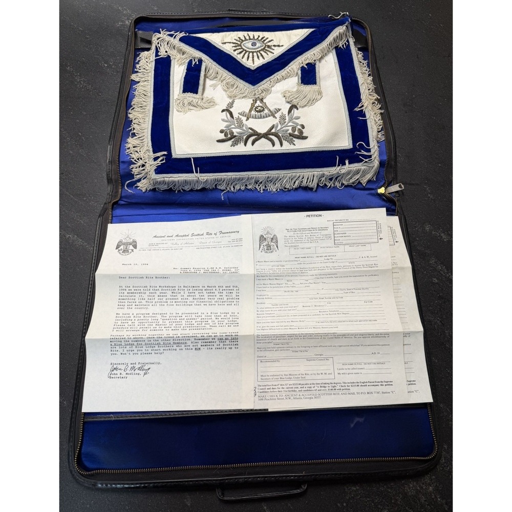 Vintage Masonic Worshipful Master Apron Case Set Nikolai Vasilevsky 1975